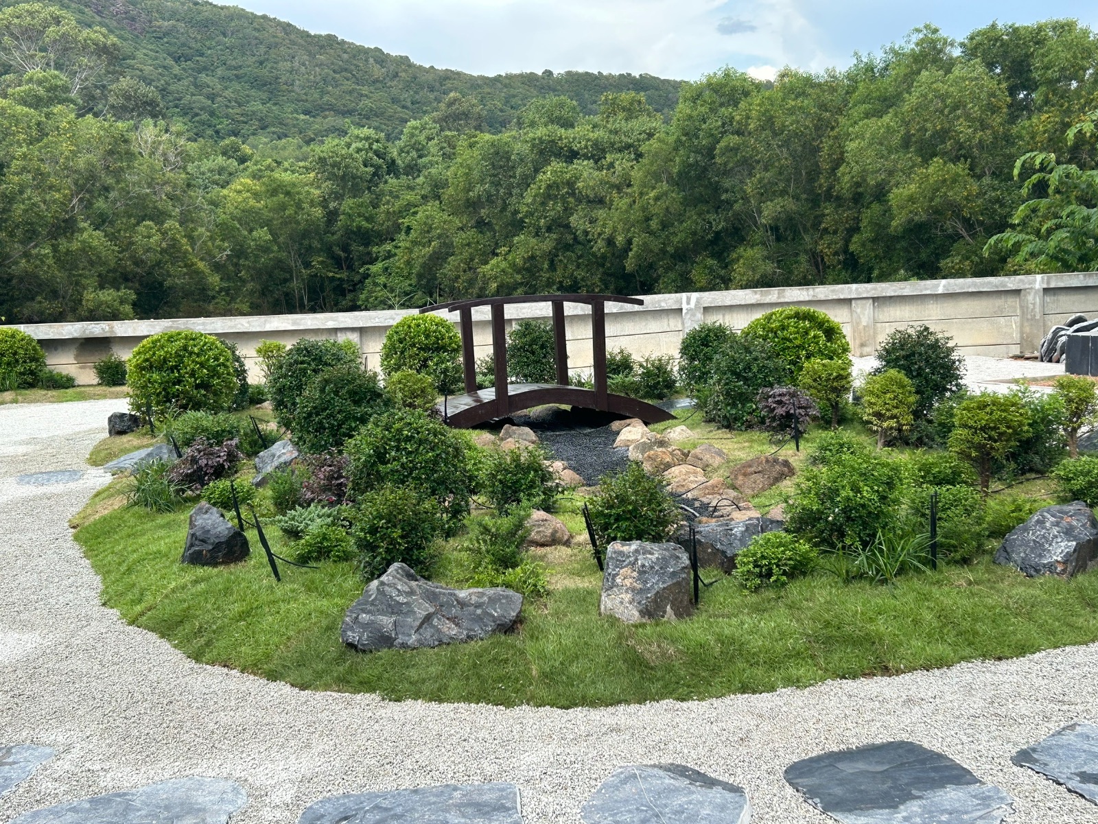 ผลงานออกแบบและจัดสวนโดย D.Garden Design แบบที่ 24