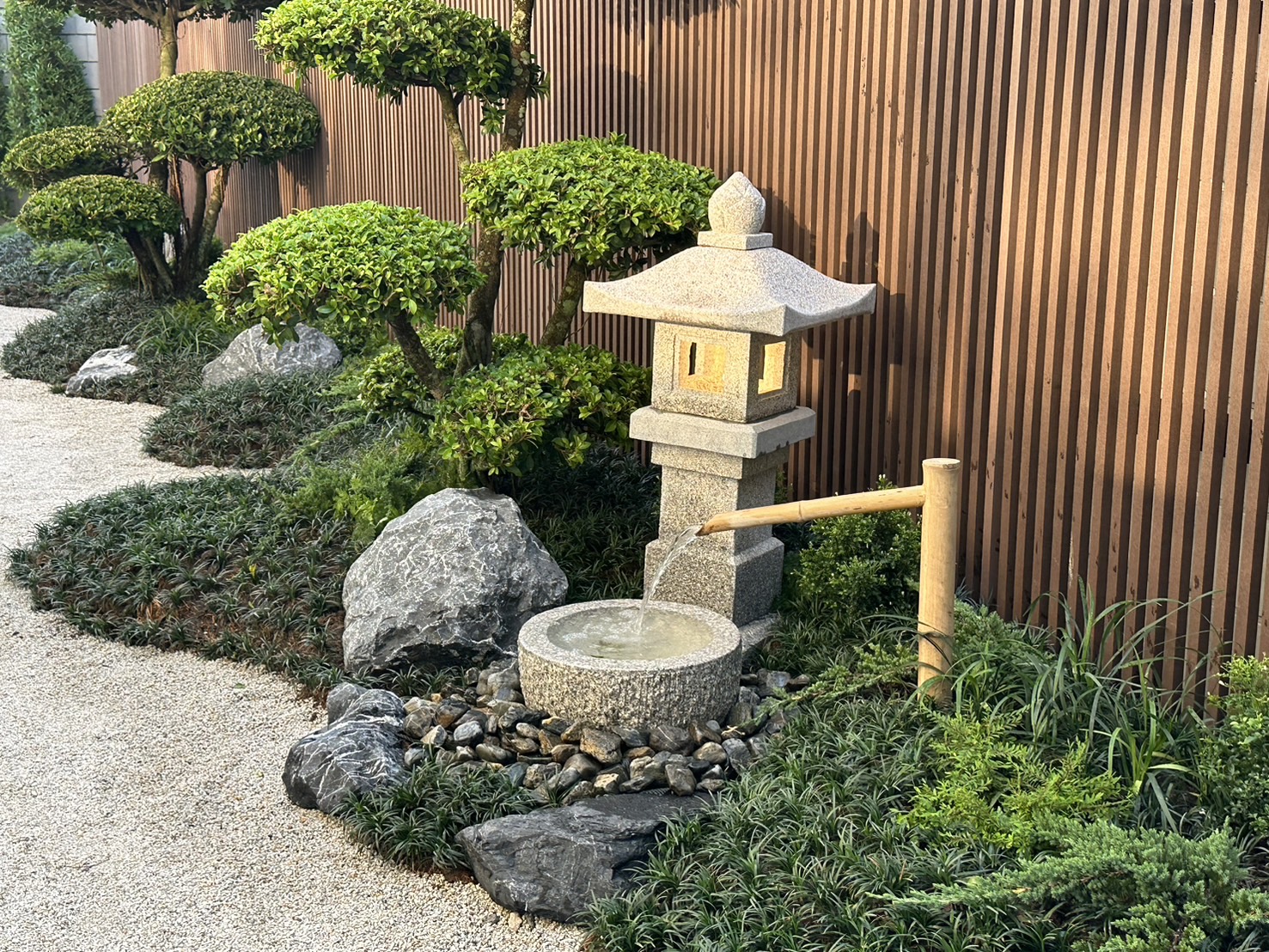 ผลงานออกแบบและจัดสวนโดย D.Garden Design แบบที่ 35