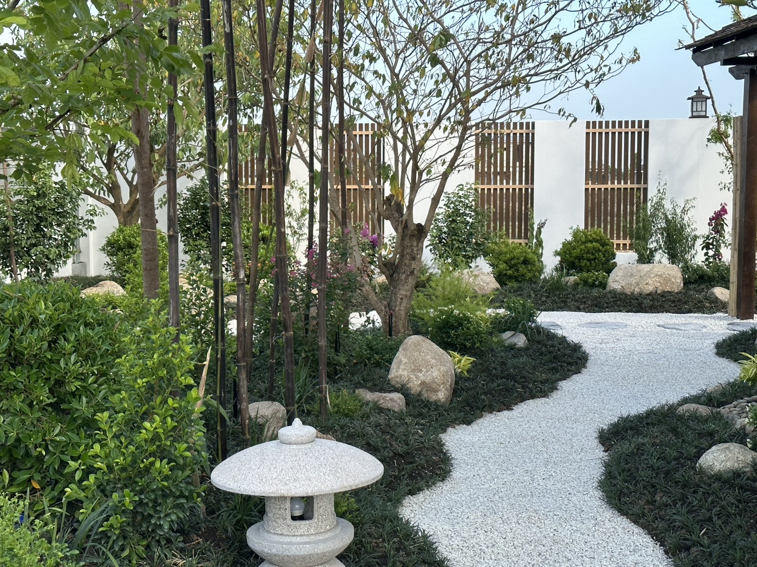 ผลงานออกแบบและจัดสวนโดย D.Garden Design แบบที่ 39