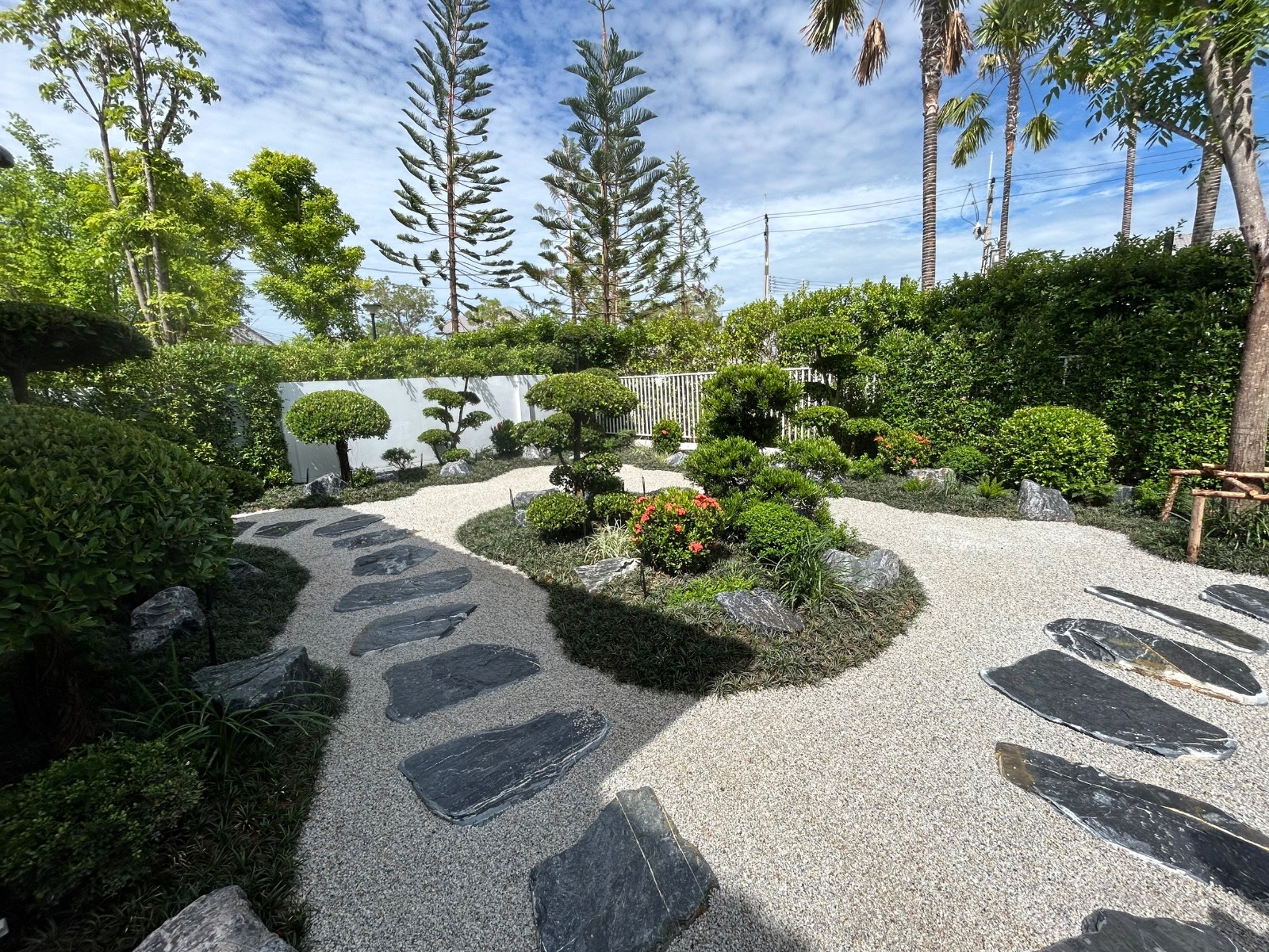 ผลงานออกแบบและจัดสวนโดย D.Garden Design แบบที่ 48