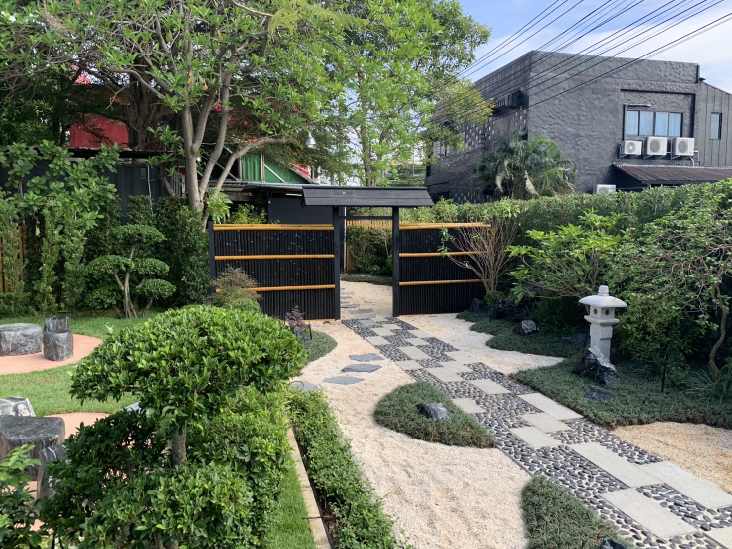 ผลงานออกแบบและจัดสวนโดย D.Garden Design แบบที่ 72