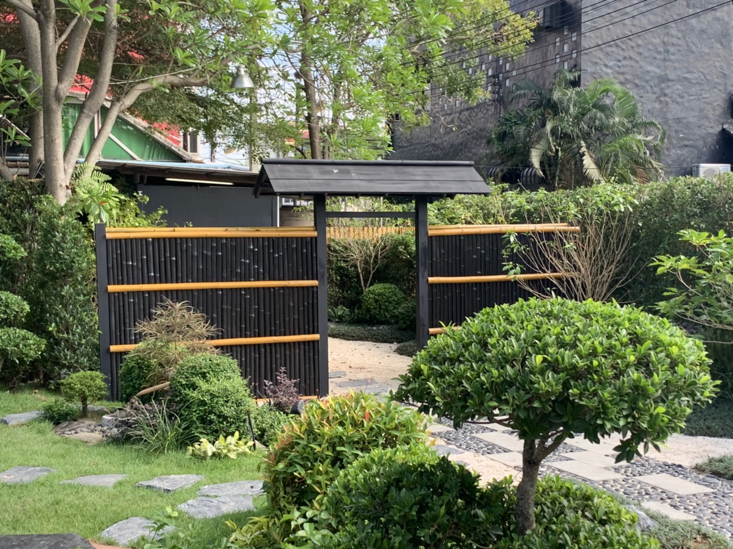 ผลงานออกแบบและจัดสวนโดย D.Garden Design แบบที่ 73