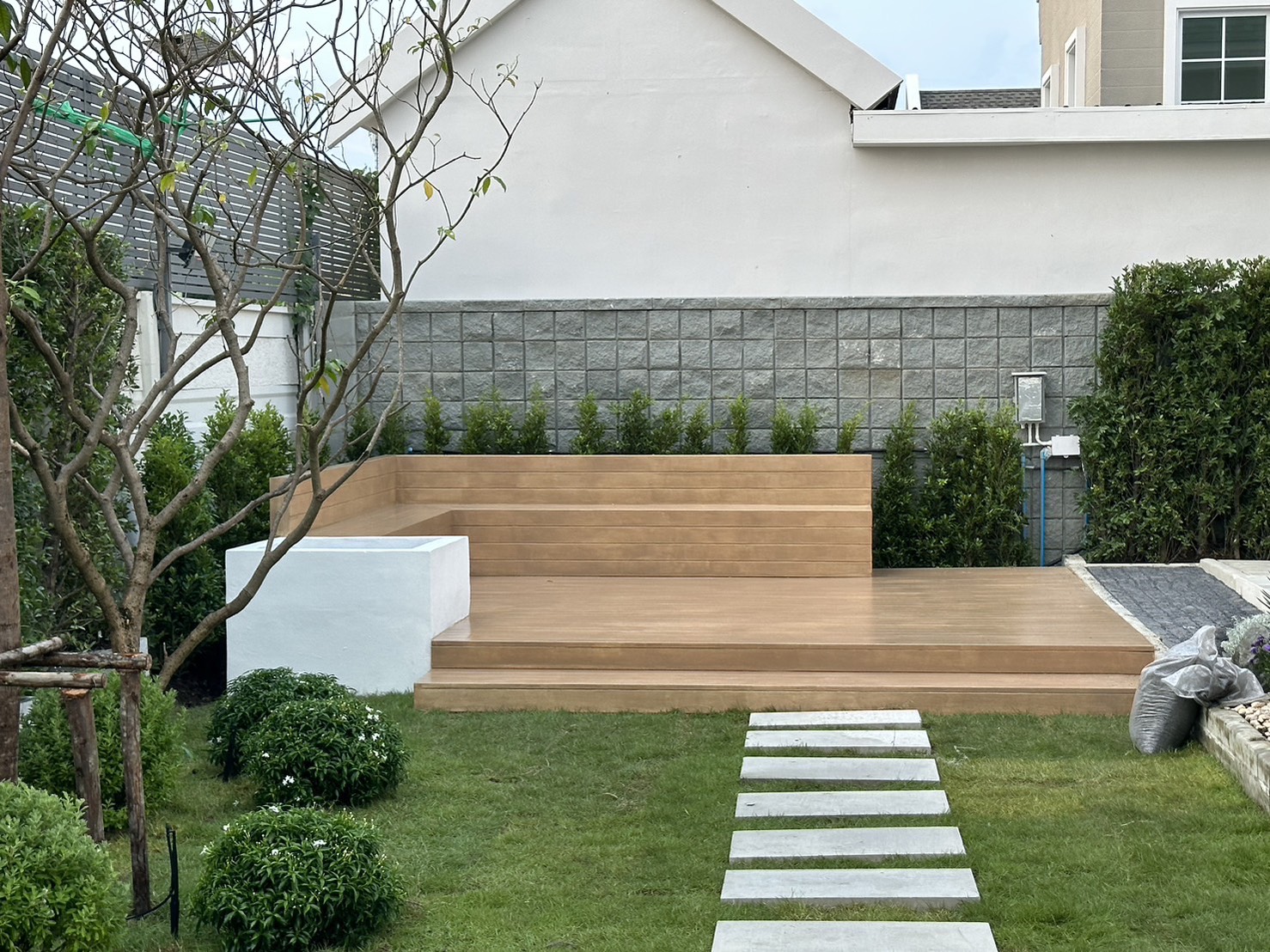 ผลงานออกแบบและจัดสวนโดย D.Garden Design แบบที่ 107